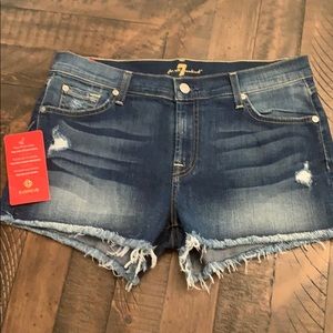 NWT 7FAMK Cut Off Shorts